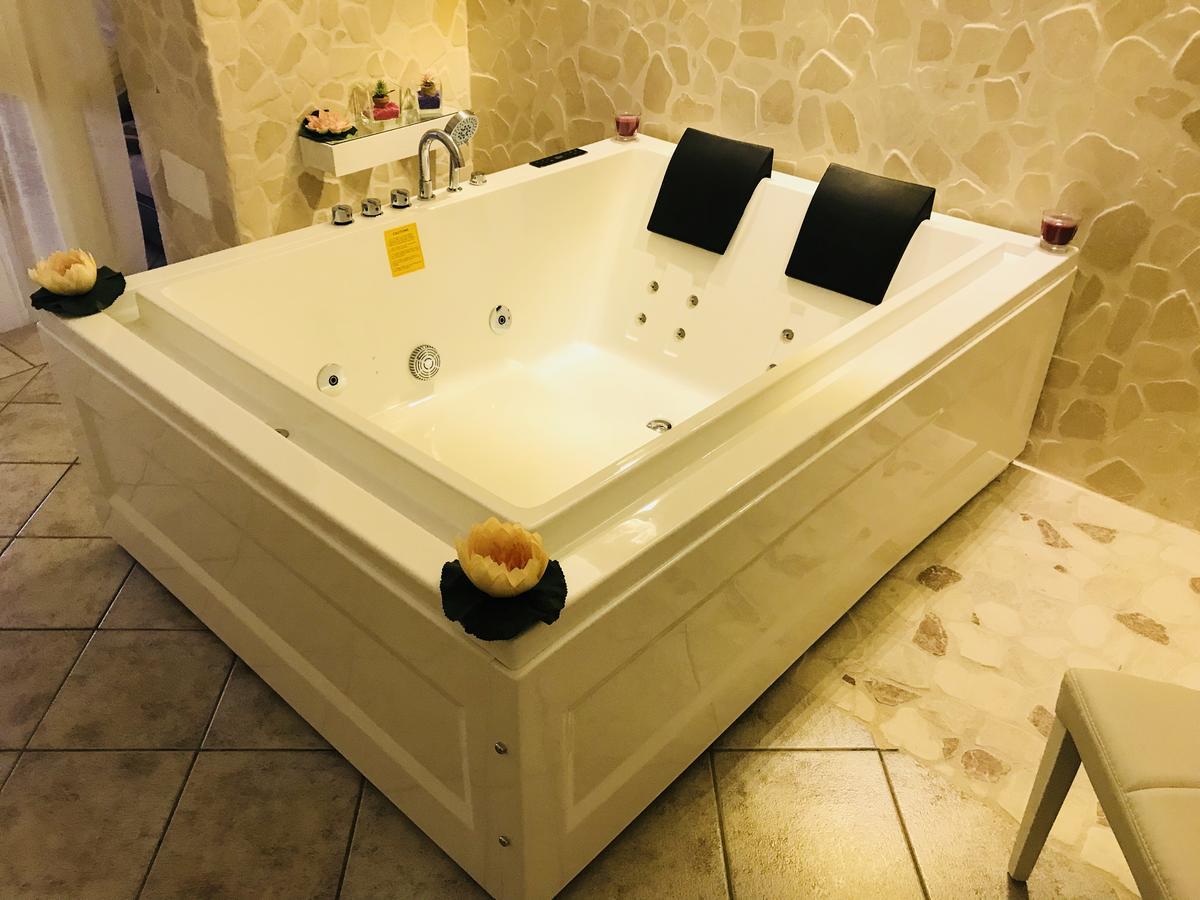 26 Suite Home Остуни Екстериор снимка