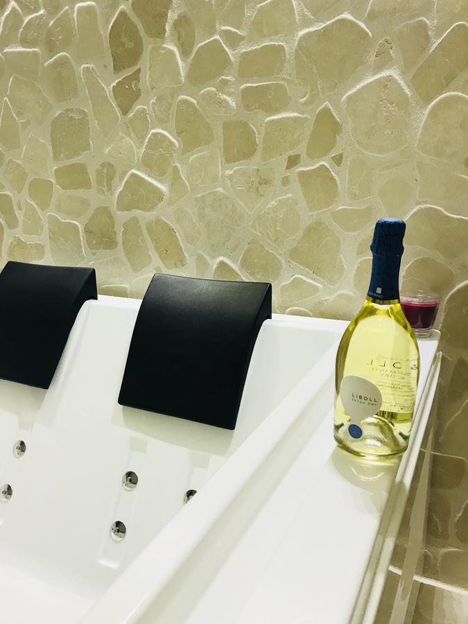 26 Suite Home Остуни Екстериор снимка